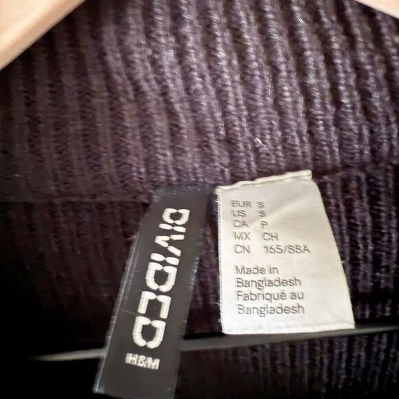 H&M Divided Mock Neck Half Zip Ribbed Pullover Sweater in Black Size S - Picture 4 of 5